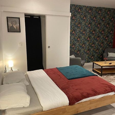 Le Relais Du Petit Lion Apartment Blois Exterior photo